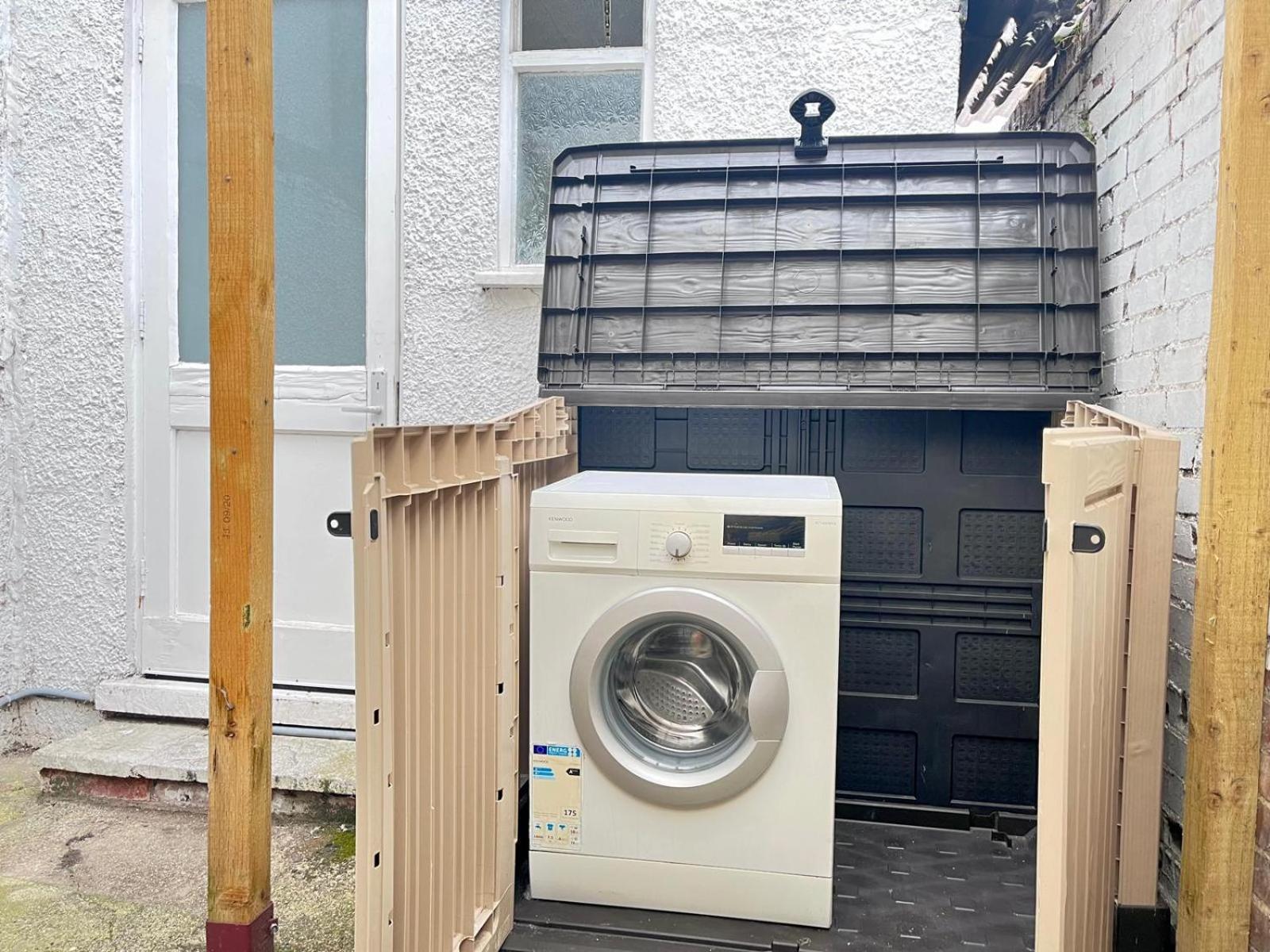 La Estrella Apartment Beckenham Luaran gambar