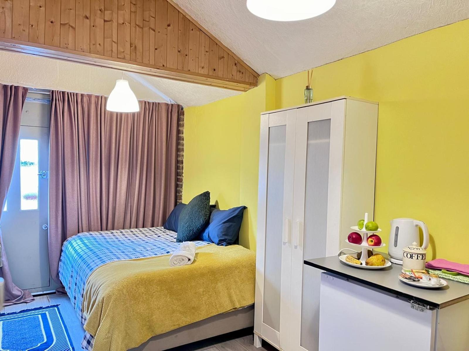 La Estrella Apartment Beckenham Luaran gambar