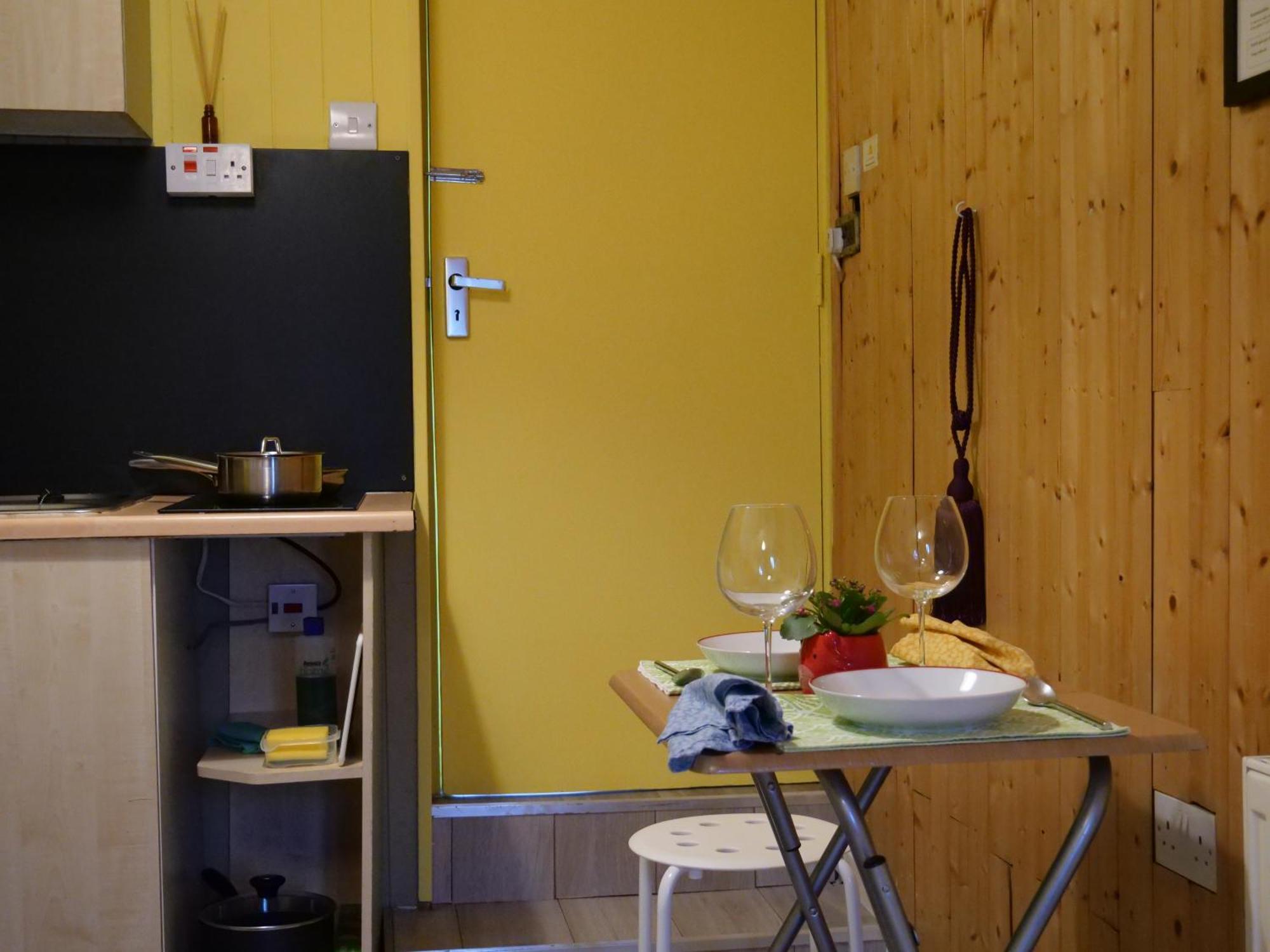 La Estrella Apartment Beckenham Luaran gambar